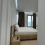 酒店 Xhefri 2 Sarandë