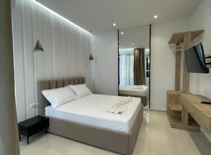 Xhefri 2 * Saranda
